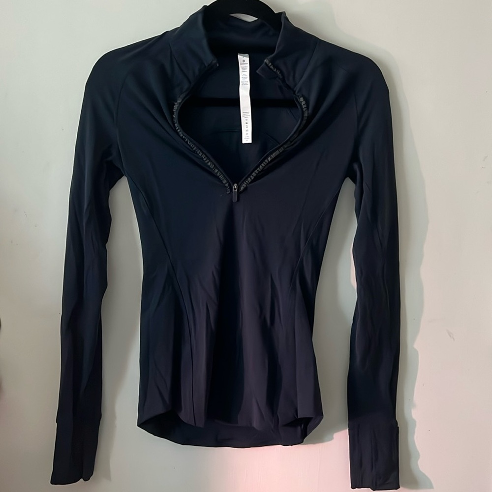 Lululemon Fast As Light 1/2 Zip, size 2